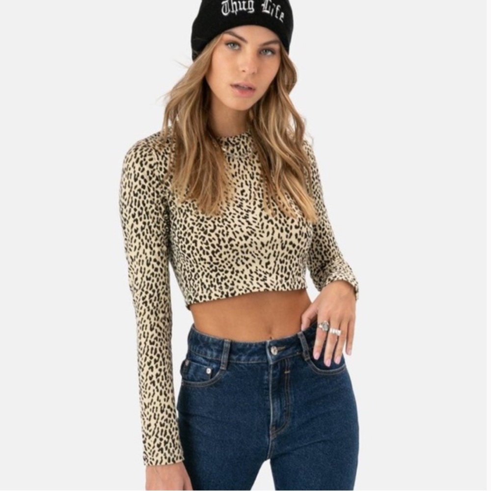NWT Adika Leopard Crop Top